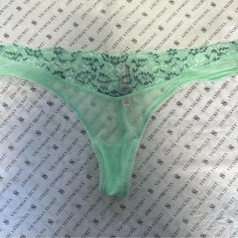 Victoria’s Secret Lace Thong Panties